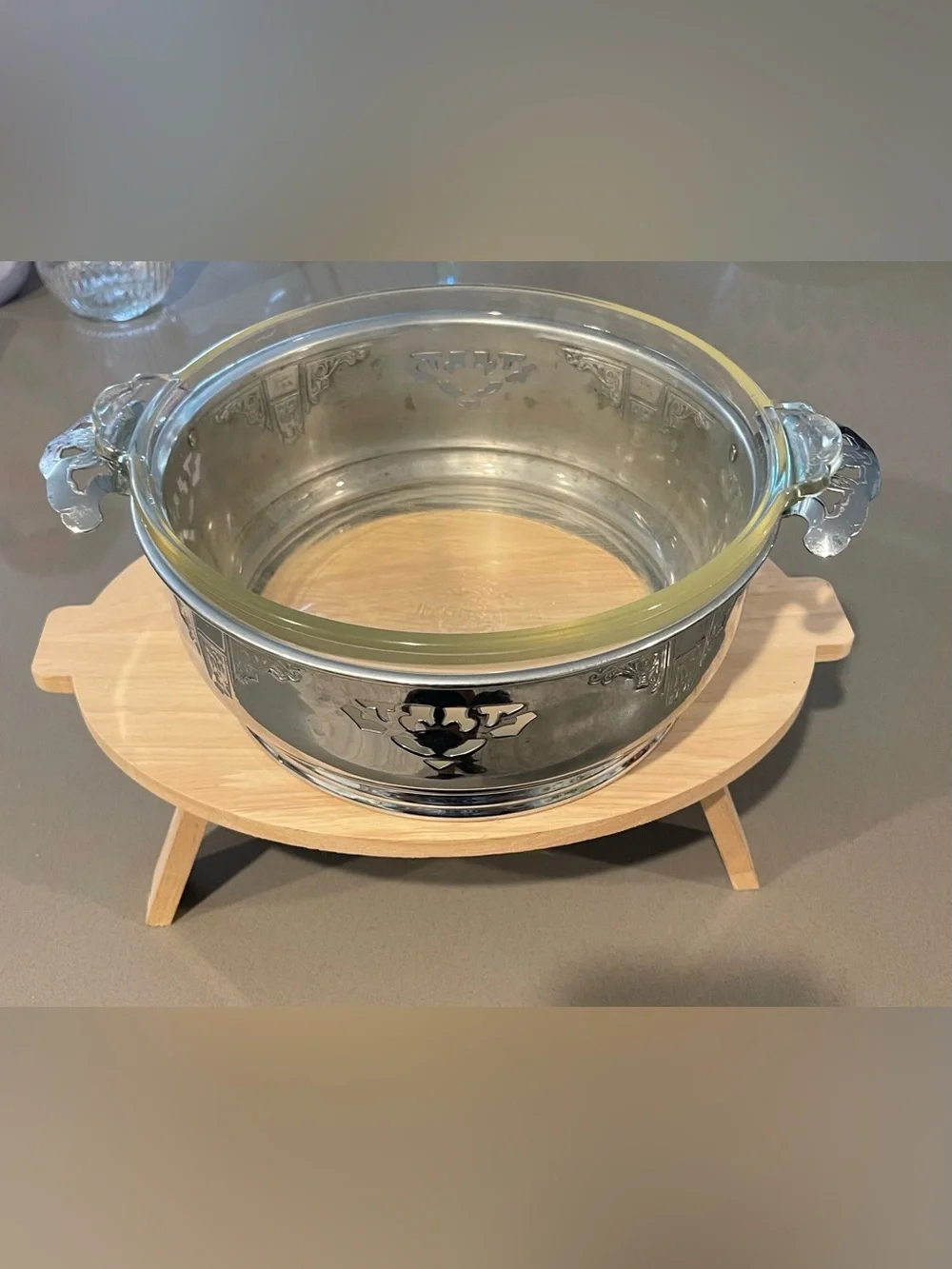 Vtg Art Deco Early Pyrex Round Etched Dish 023-with Clear Glass Dish. NO LID.